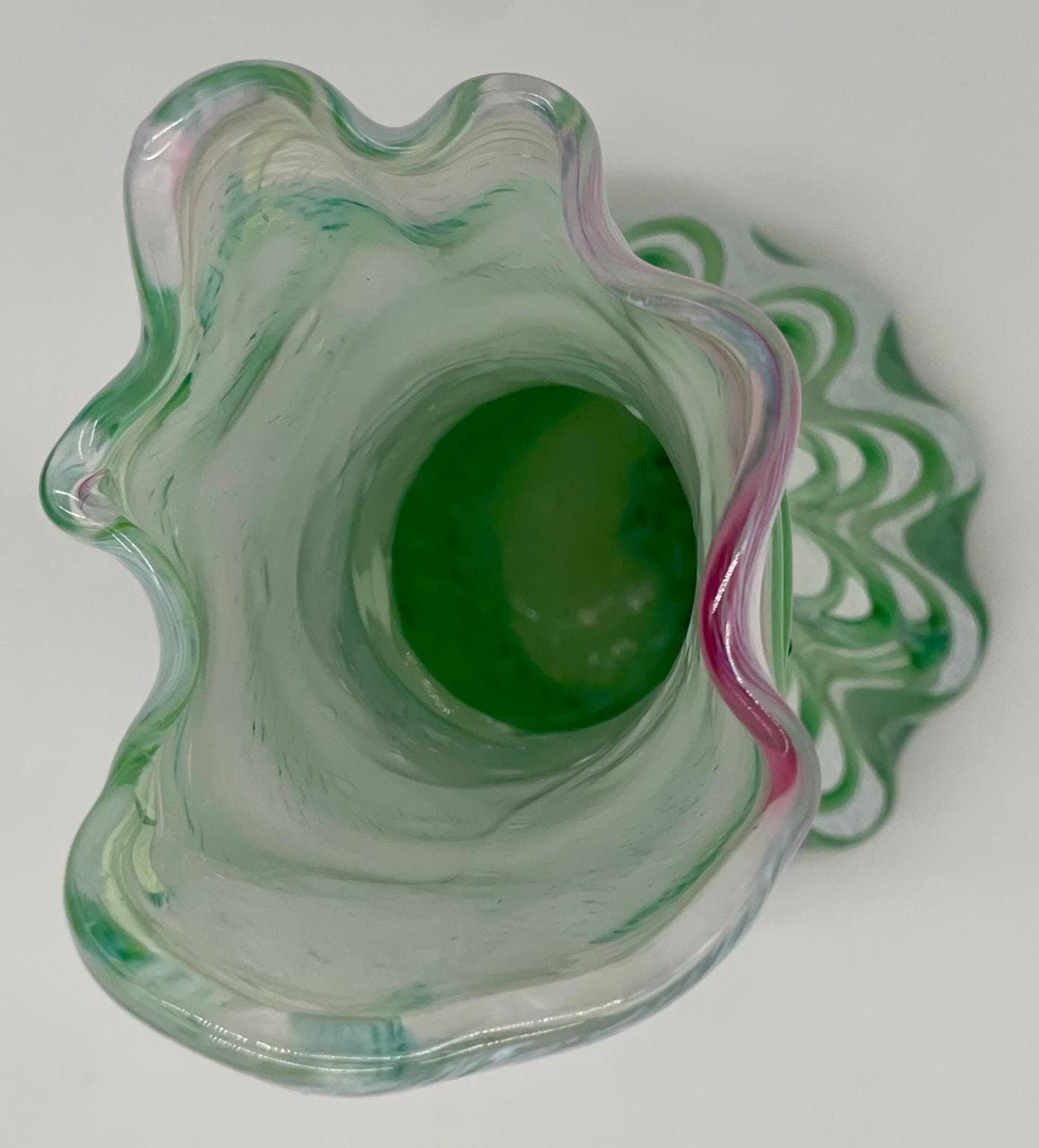 Vintage Murano Fenicio Glass Vase, Green White Pulled Feather Jack-in-the-Pulpit - Thumbnail 6