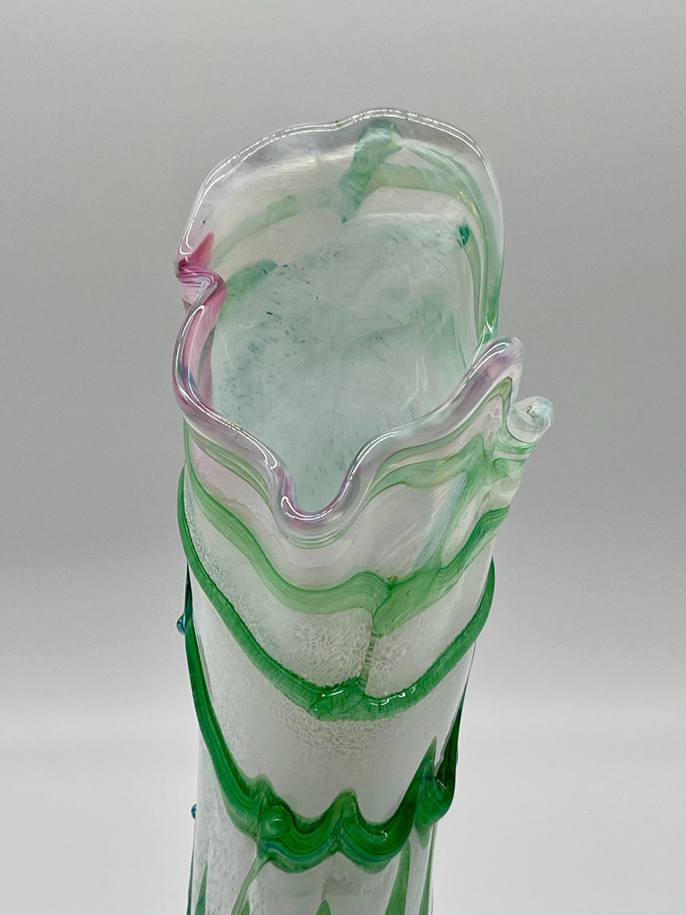 Vintage Murano Fenicio Glass Vase, Green White Pulled Feather Jack-in-the-Pulpit - Thumbnail 7