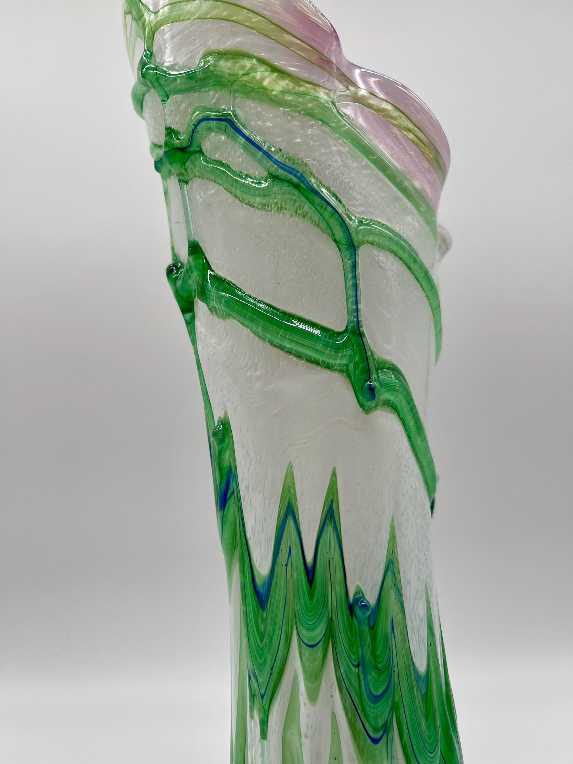 Vintage Murano Fenicio Glass Vase, Green White Pulled Feather Jack-in-the-Pulpit - Thumbnail 9