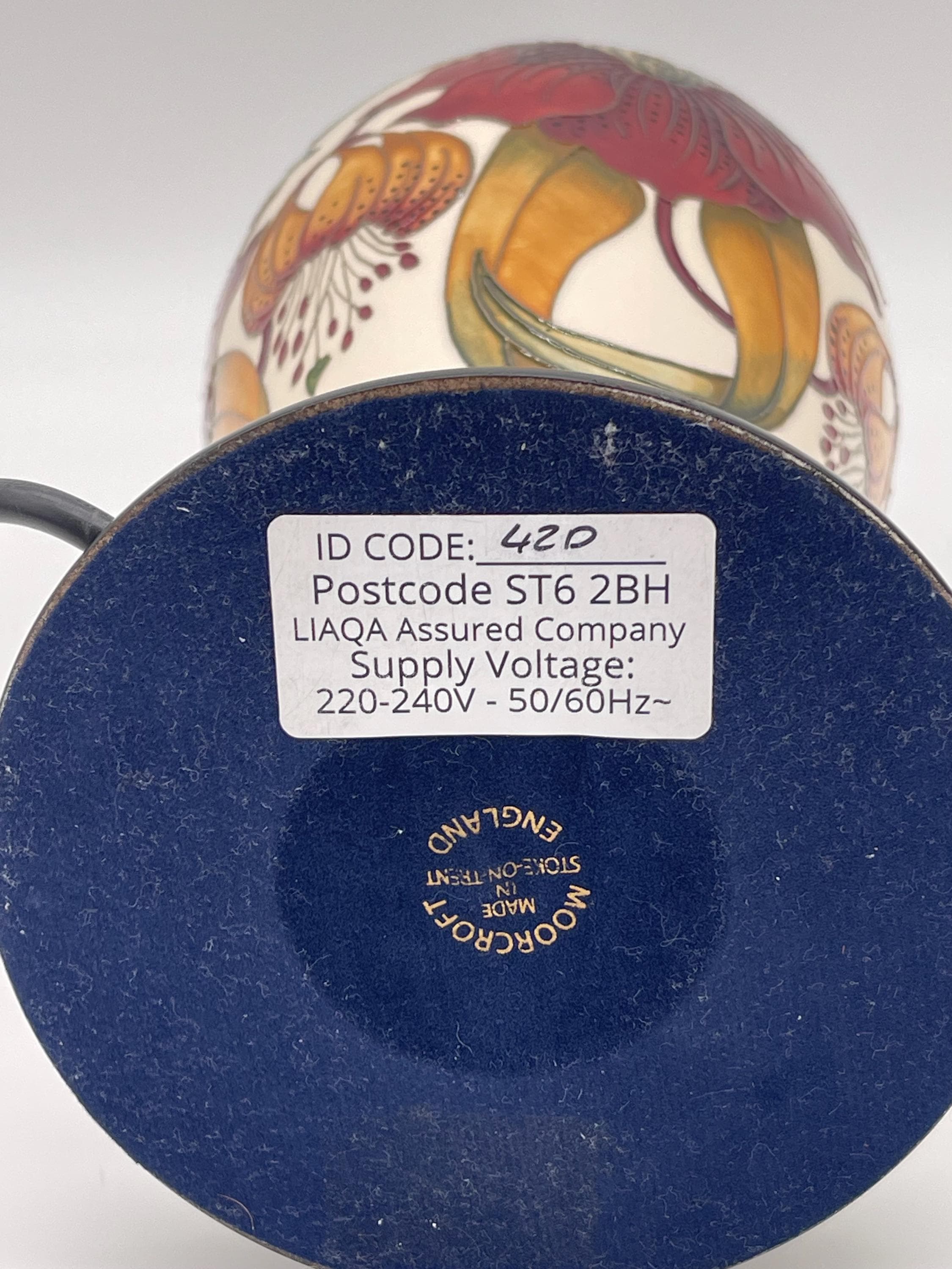 Moorcroft Anna Lily Table Lamp, Nicola Slaney Hand-Painted Pottery Baluster Shade - Thumbnail 12