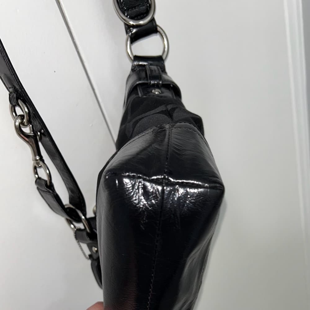 Coach 2010 Signature Shoulder Bag - Thumbnail 11