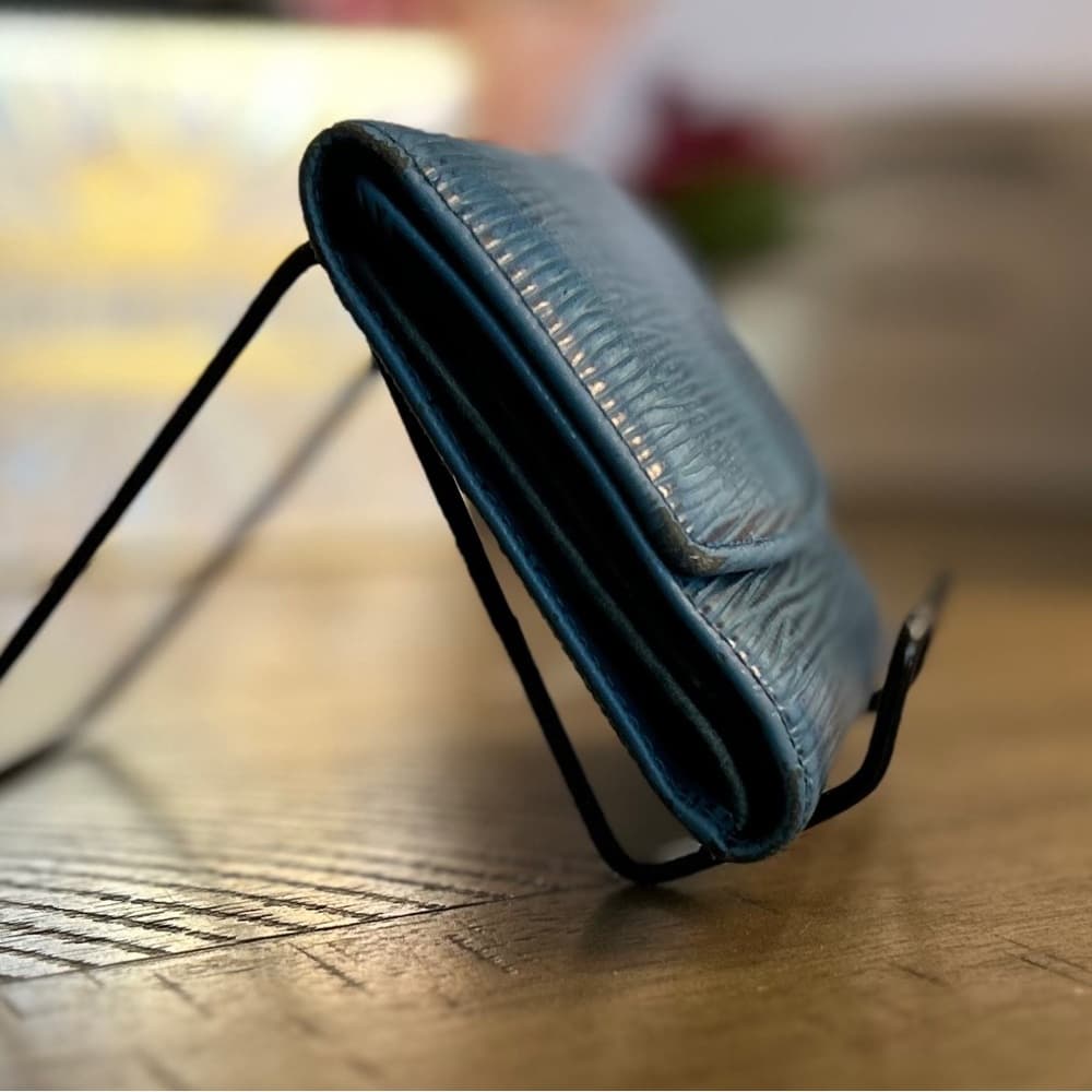 Louis Vuitton Blue Epi Trifold Wallet - Thumbnail 4