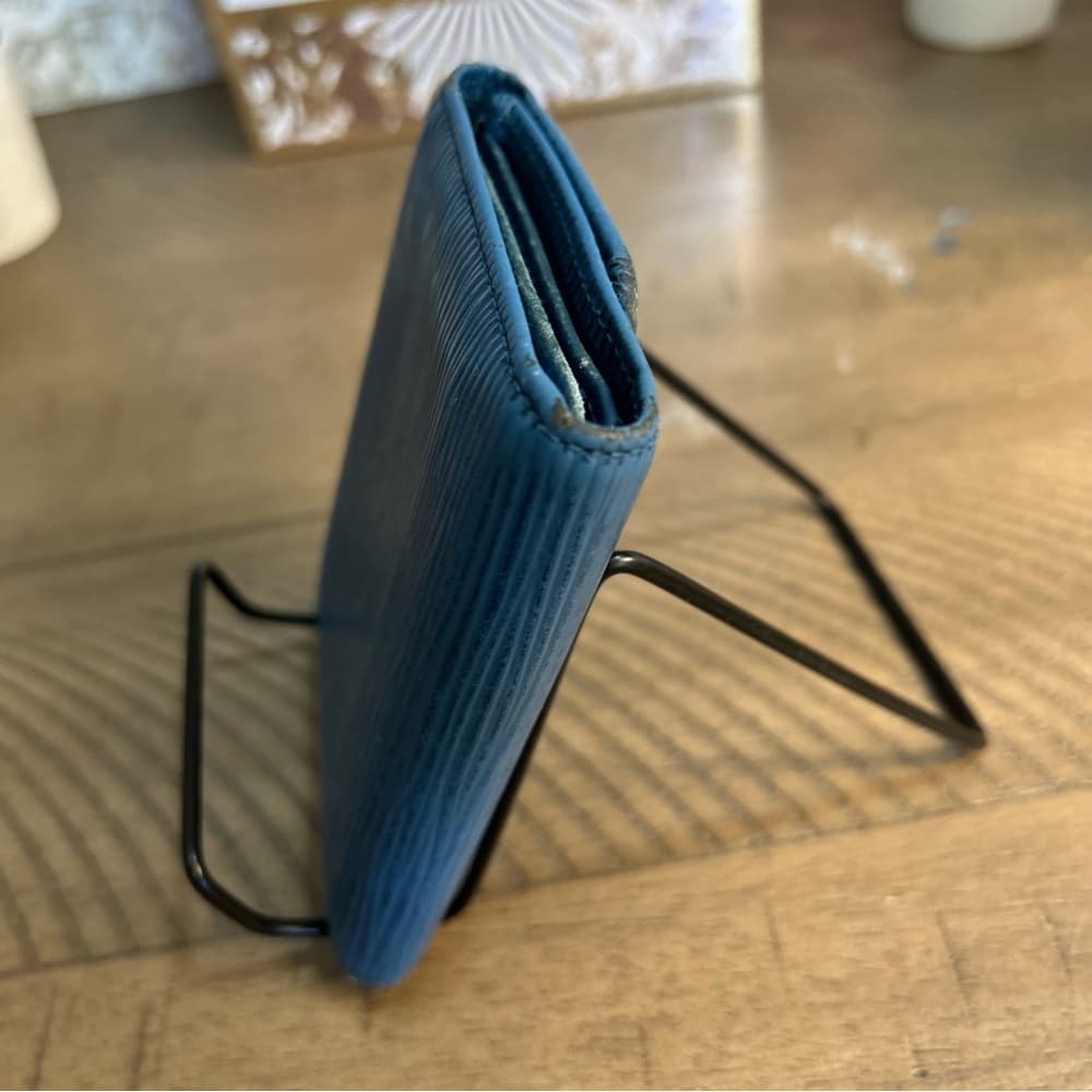 Louis Vuitton Blue Epi Trifold Wallet - Thumbnail 6