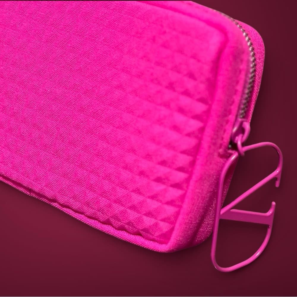 Valentino Garavani NWOT Pink Cosmetic Bag - Thumbnail 3