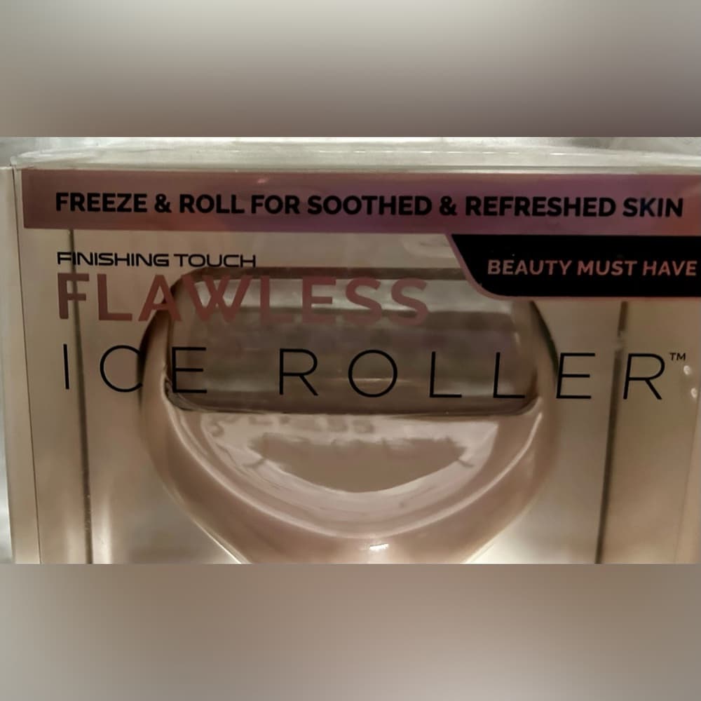 FinishingTouch FLAWLESS Cold Therapy Facial Roller - Thumbnail 2