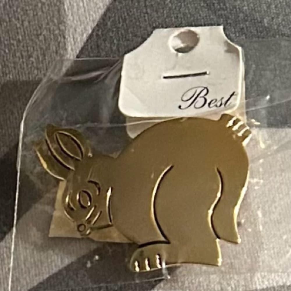 Vintage Gold Tone Bunny Pin/Pendant - Thumbnail 3