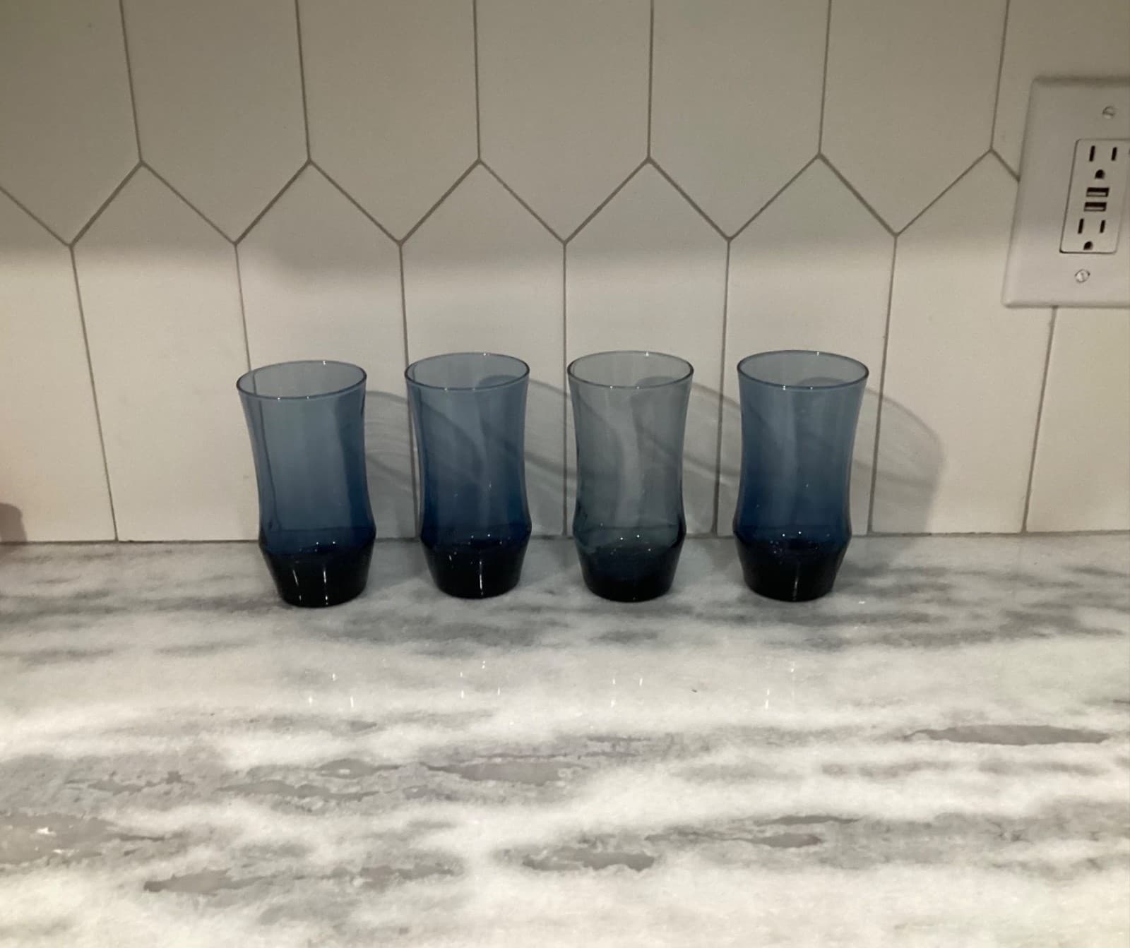 Vintage Libbey Glass Tumblers SET of 4 Apollo Dusky Blue 5 1/2" Tall Holds 13 oz - Thumbnail 10