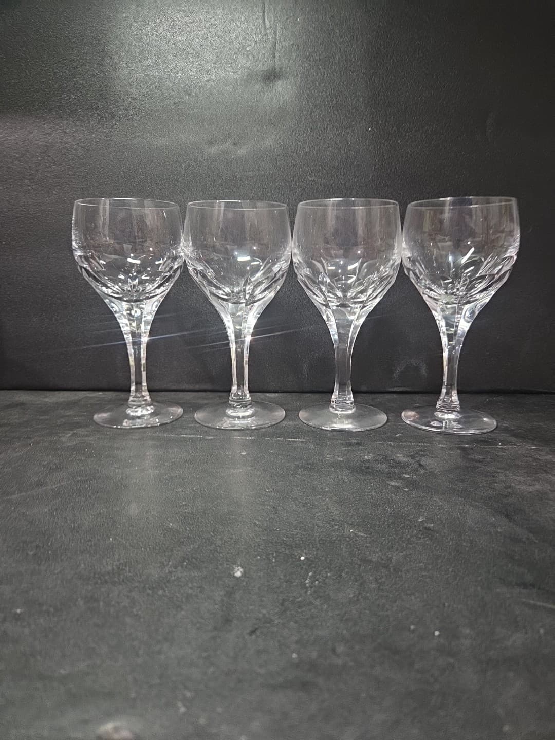 Atlantis Evora Panel Cut Crystal Glasses, Set of 4, Water Glasses, Wine Glasses - Thumbnail 4