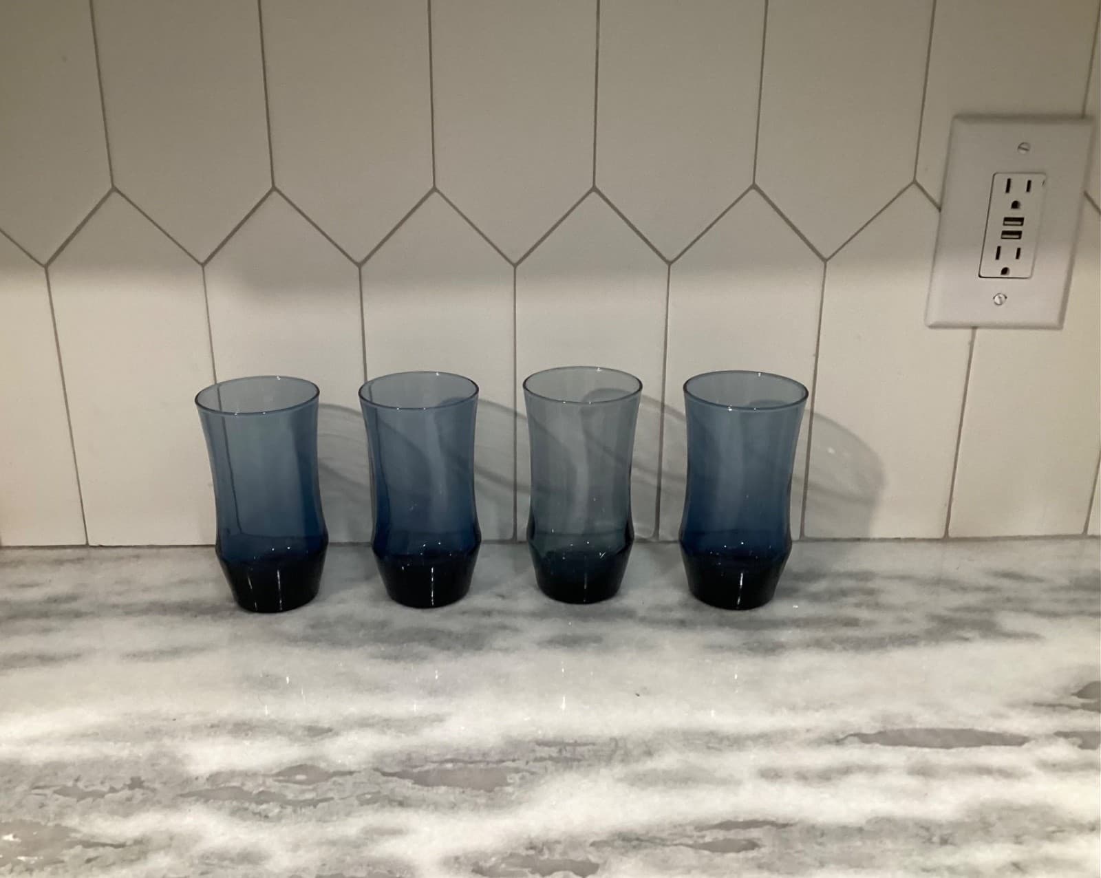 Vintage Libbey Glass Tumblers SET of 4 Apollo Dusky Blue 5 1/2" Tall Holds 13 oz - Thumbnail 9