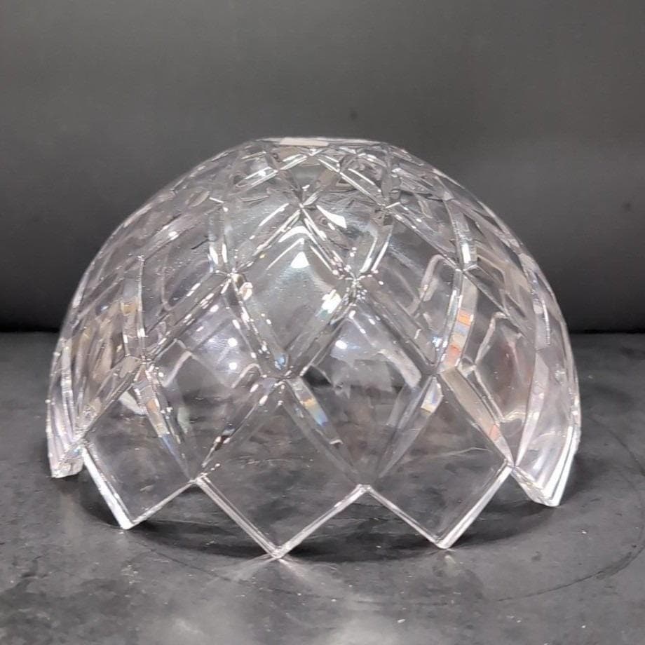Mikasa Crescendo Lead Crystal Serving Bowl, 8" Diamond Pattern Round Centerpiece - Thumbnail 10
