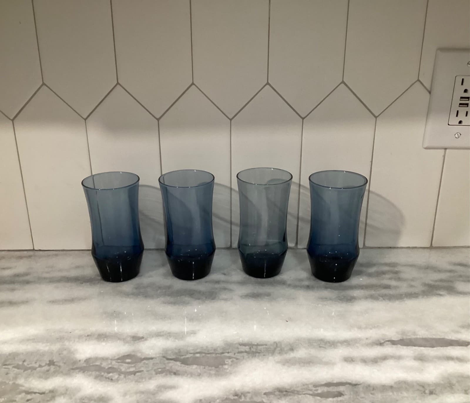 Vintage Libbey Glass Tumblers SET of 4 Apollo Dusky Blue 5 1/2" Tall Holds 13 oz - Thumbnail 8