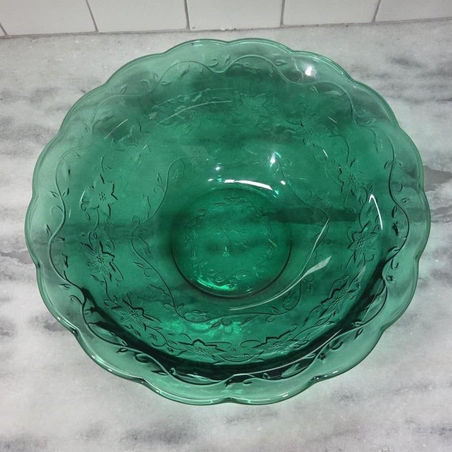 Princess House Fantasia Emerald Green Crystal Bowl #5249, Vintage Serveware - Thumbnail 3