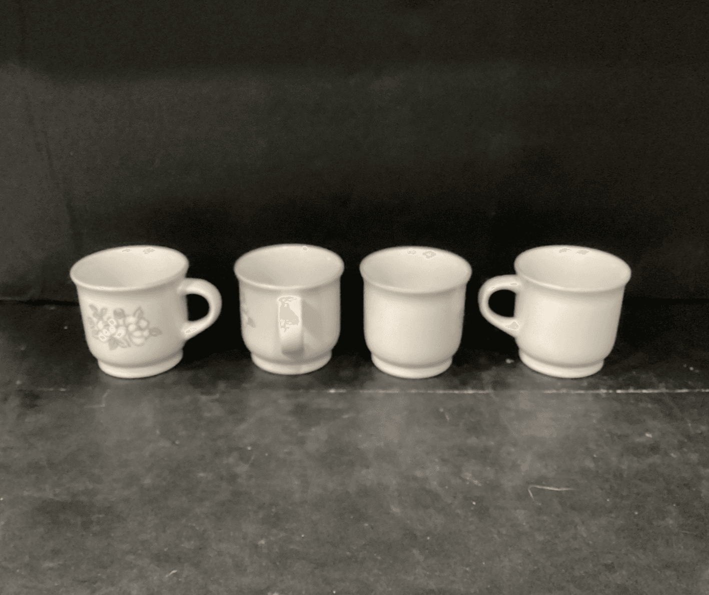 VTG Chantilly Fleur de Lune 4 Coffee Cups White Stoneware Mugs Japan Blue Rim - Thumbnail 9