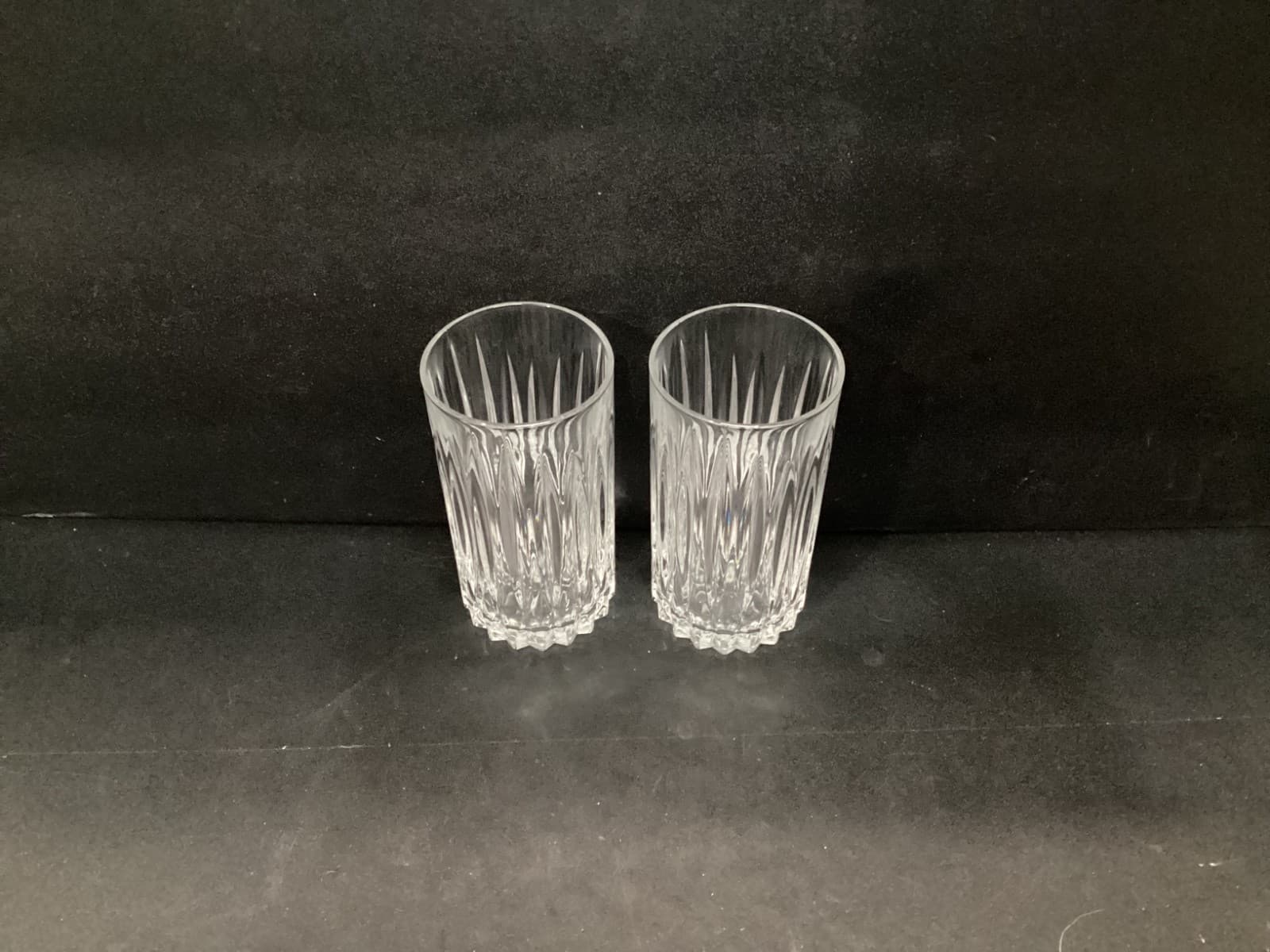 Cristal d'Arques-Durand Classic Highball/Water Glasses 5 3/4" Tall Set of 2 - Thumbnail 2