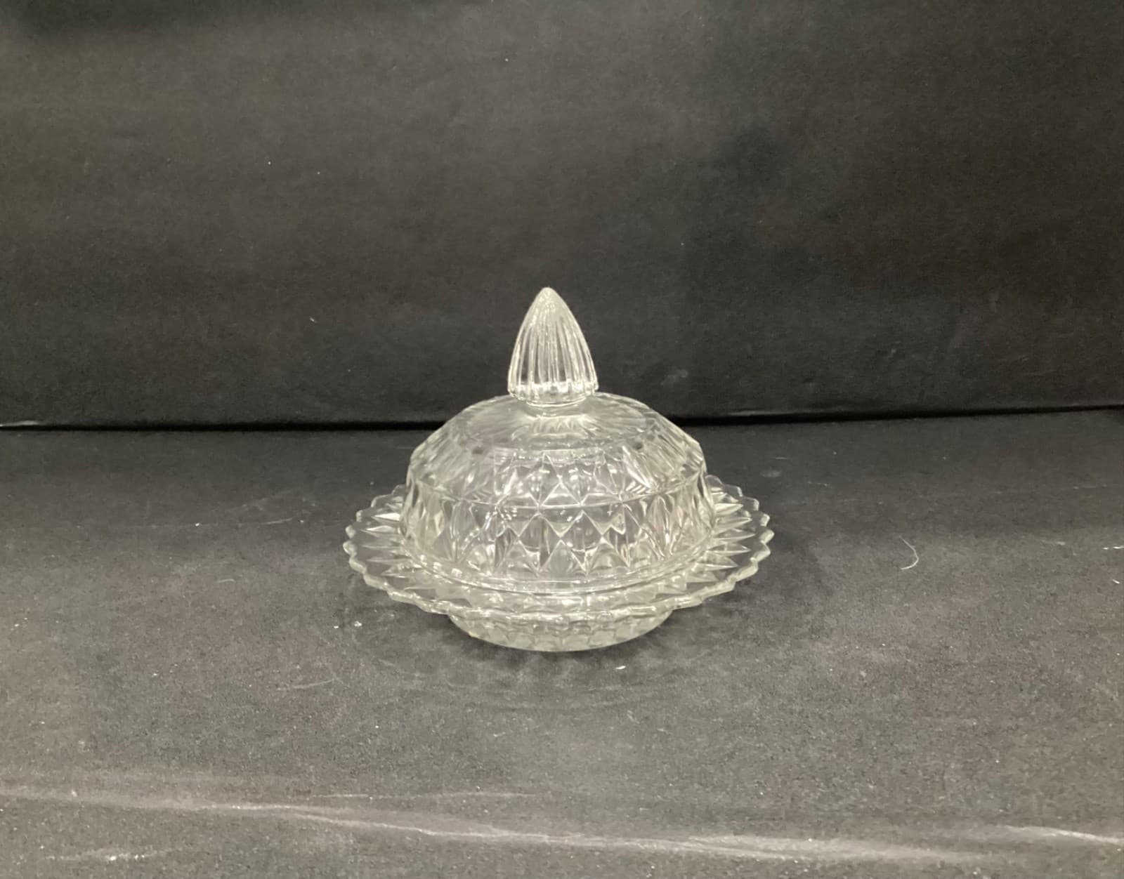 Vintage Jeannette Glass "Windsor Diamond" Pattern Covered Butter Dish -1936-1946 - Thumbnail 8