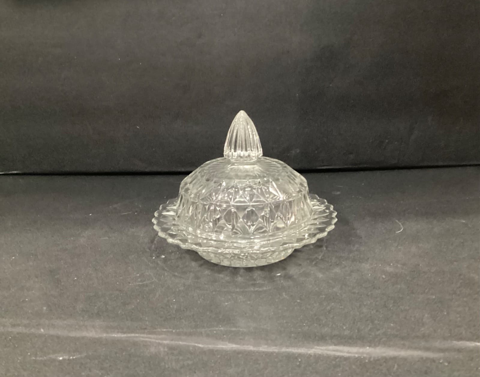 Vintage Jeannette Glass "Windsor Diamond" Pattern Covered Butter Dish -1936-1946 - Thumbnail 9