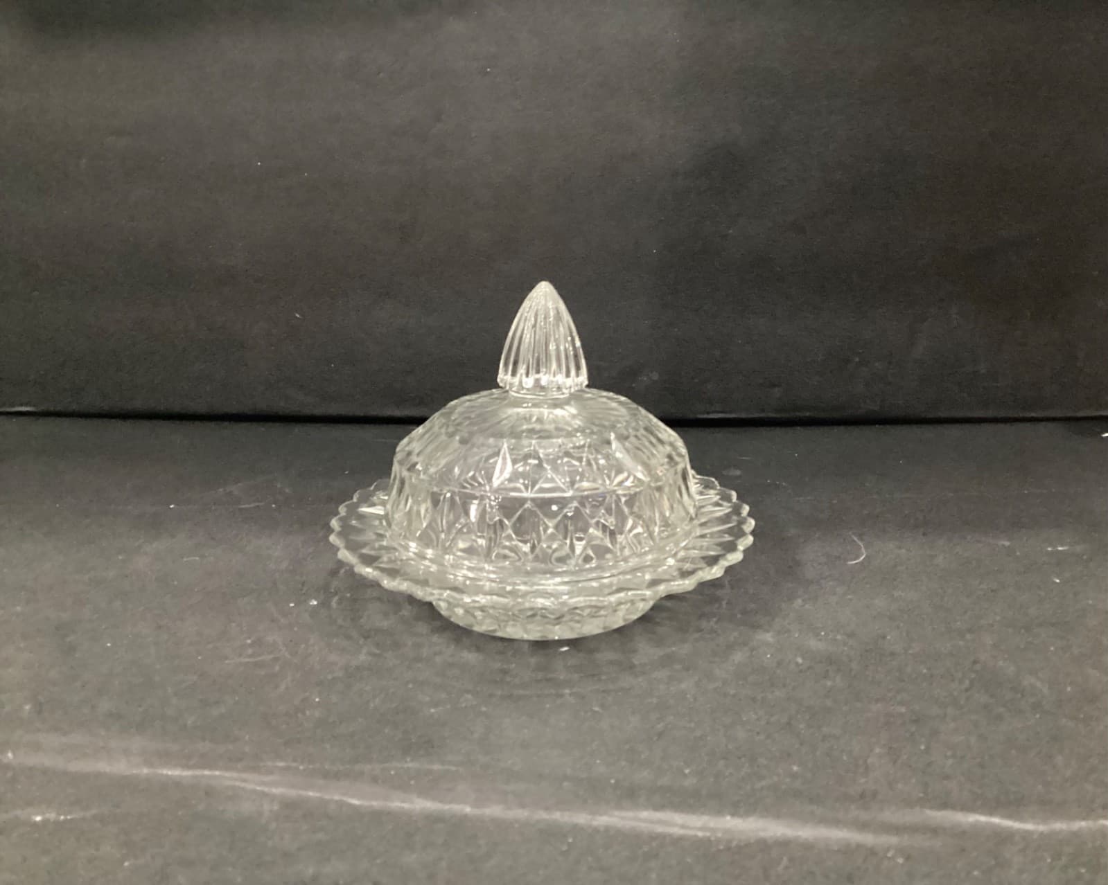 Vintage Jeannette Glass "Windsor Diamond" Pattern Covered Butter Dish -1936-1946 - Thumbnail 10