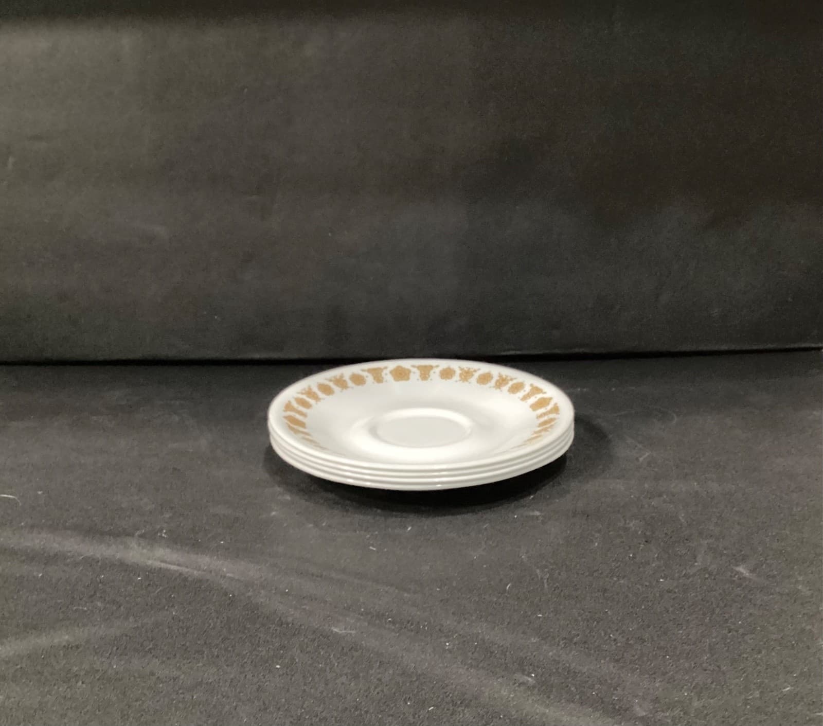 Vintage Corning Ware Corelle Butterfly Gold 6 1/4" Saucer Plates Set of 4 - Thumbnail 9