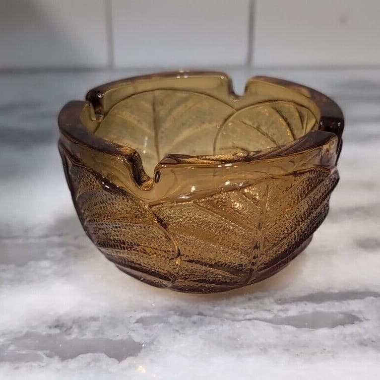 Amber Glass 4-Slot Ashtray, Vintage Fall Leaves Design, Replacement Autumn Decor - Thumbnail 4