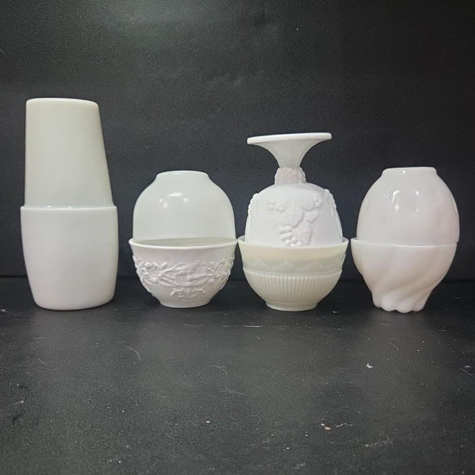 Anchor Hocking Fire King Milk Glass Coffee Cups, Set of 8, Vintage Kitchenware - Thumbnail 4