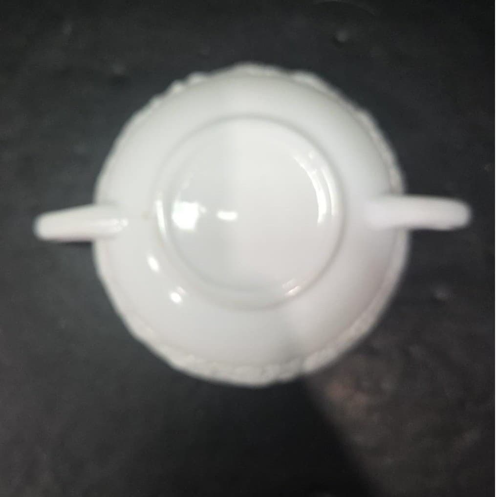 Anchor Hocking Milk Glass Soup Bowl, Dual Handled Floral Dish, Vtg Kitchenware - Thumbnail 8