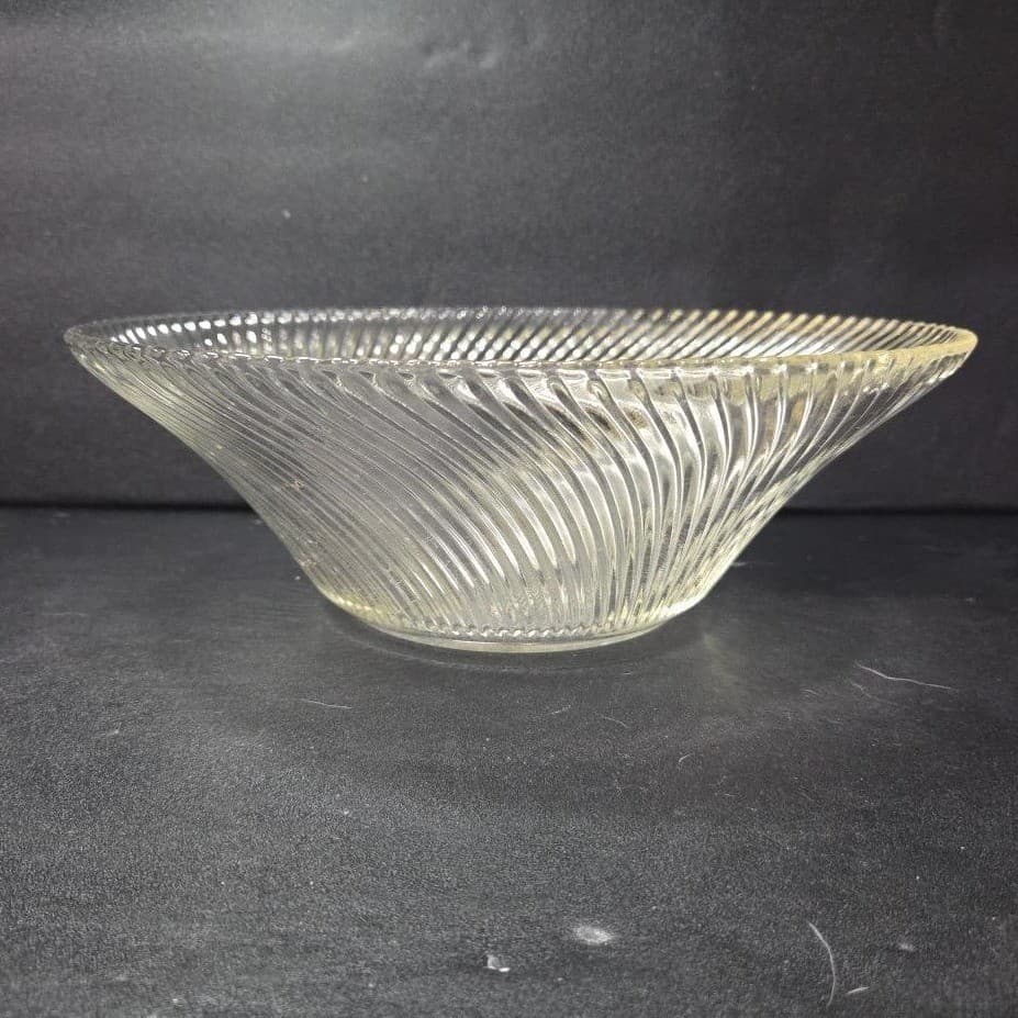 Federal Glass Diana Clear Crystal Dish, Vintage Flared Fruit Bowl, Centerpiece - Thumbnail 4