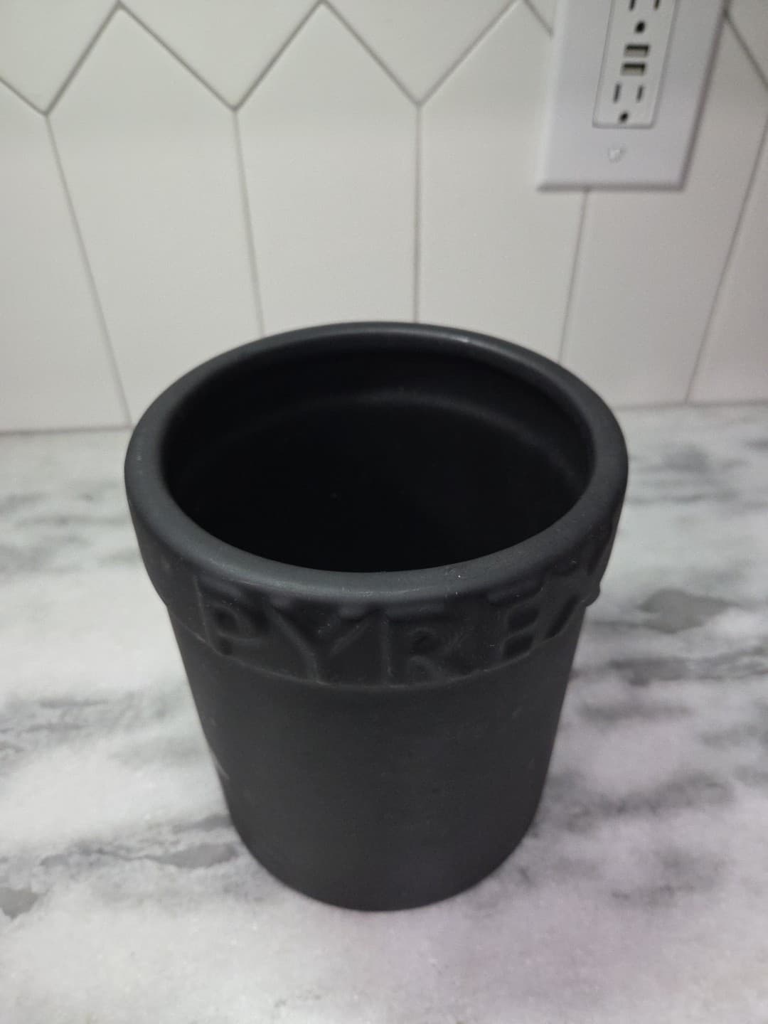Pyrex Matte Black Utensil Holder, Vintage Kitchen Vessel, Stoneware Vase, Decor - Thumbnail 5