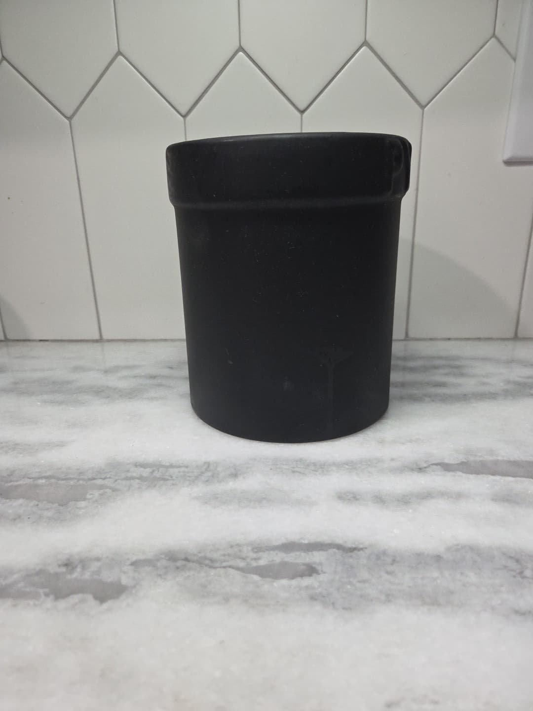 Pyrex Matte Black Utensil Holder, Vintage Kitchen Vessel, Stoneware Vase, Decor - Thumbnail 4