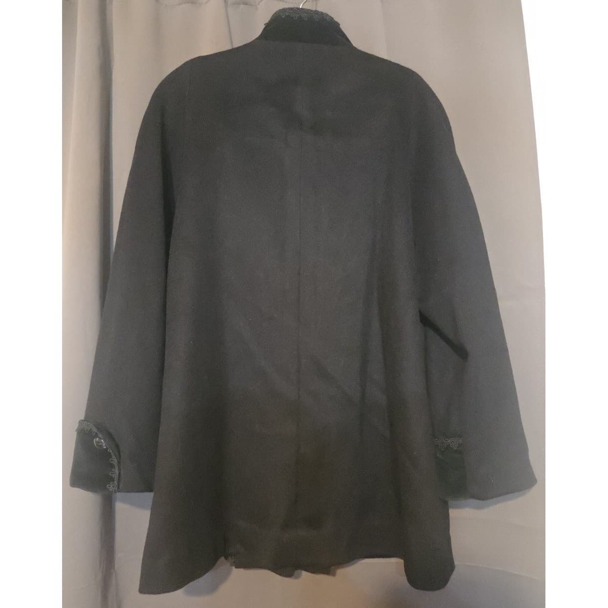 Jonathan Michael Black Wool Velvet Trim Soutache Coat, Women's Size 6 Jacket USA - Thumbnail 4
