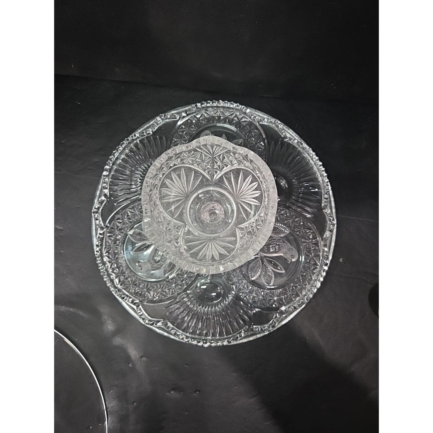 Hofbauer Byrds German Crystal Pedestal Cake Stand, Non-Original Lid, Serve Ware - Thumbnail 7