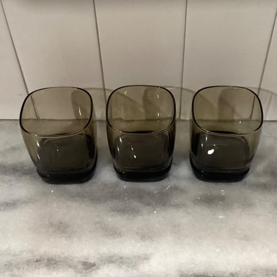 Libbey Carrington Brown Rock Glasses, Set of 3, Vintage Square Base, Drinkware - Thumbnail 3