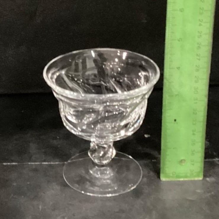 Fostoria Jamestown Clear Champagne Coupes, Set of 2, Vintage Dessert Glasses - Thumbnail 6
