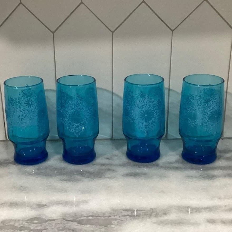 Anchor Hocking Chateau Pattern Tumblers, Set of 4, Vintage Turquoise Glasses - Thumbnail 2