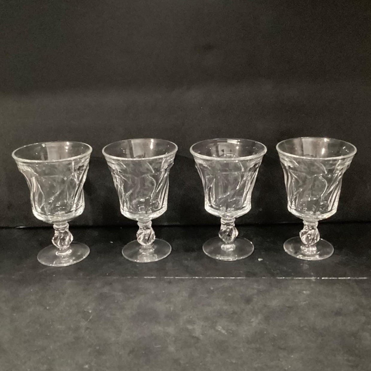Fostoria Jamestown Clear Water Goblets, Set of 4, Vintage Stemware, Drinkware - Thumbnail 10