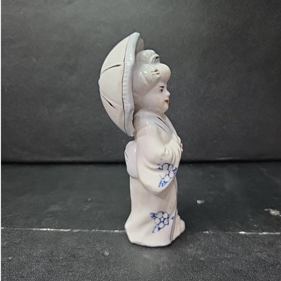 Lady Geisha With Umbrella Porcelain Figurine, Vintage 6" Replacement Statue - Thumbnail 5