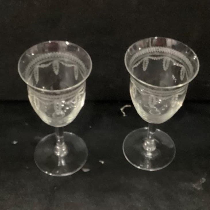 Fostoria Inspired Sherry Glasses, Set of 2, Vintage Geometric Etched Cordials - Thumbnail 3