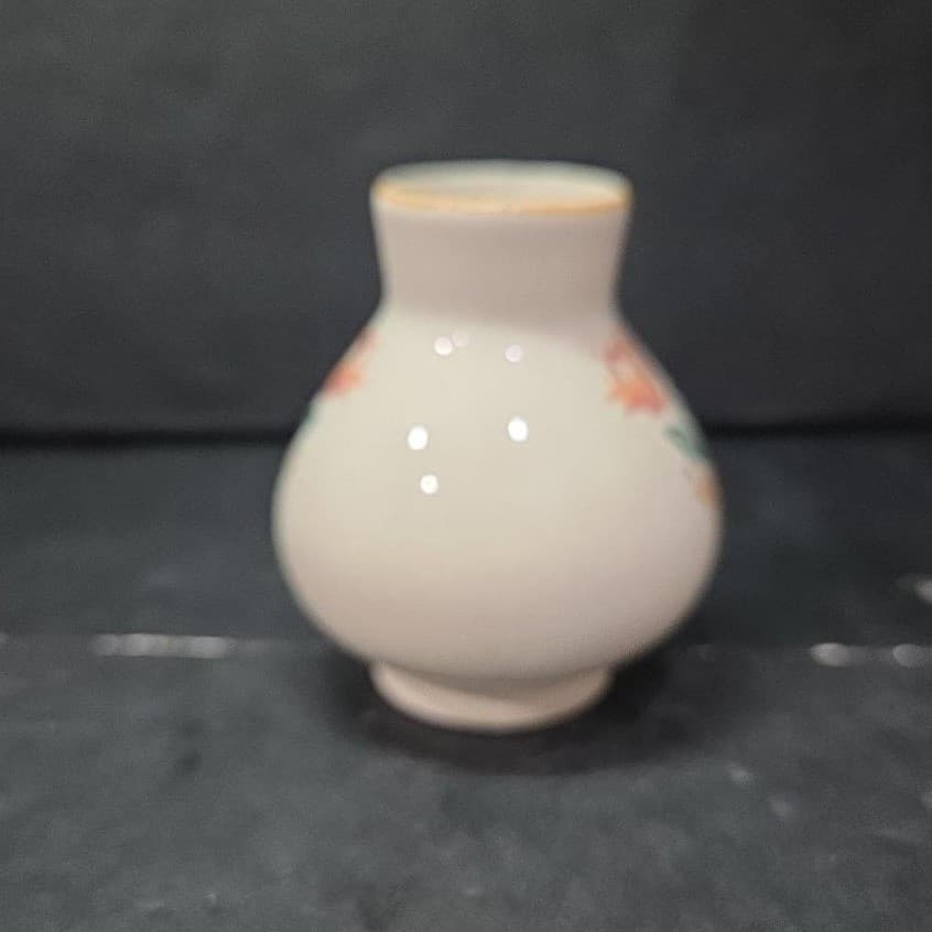 Pink Floral Design Cream Bud Vase, Teardrop Shape Footed Planter, Mantel Decor - Thumbnail 3