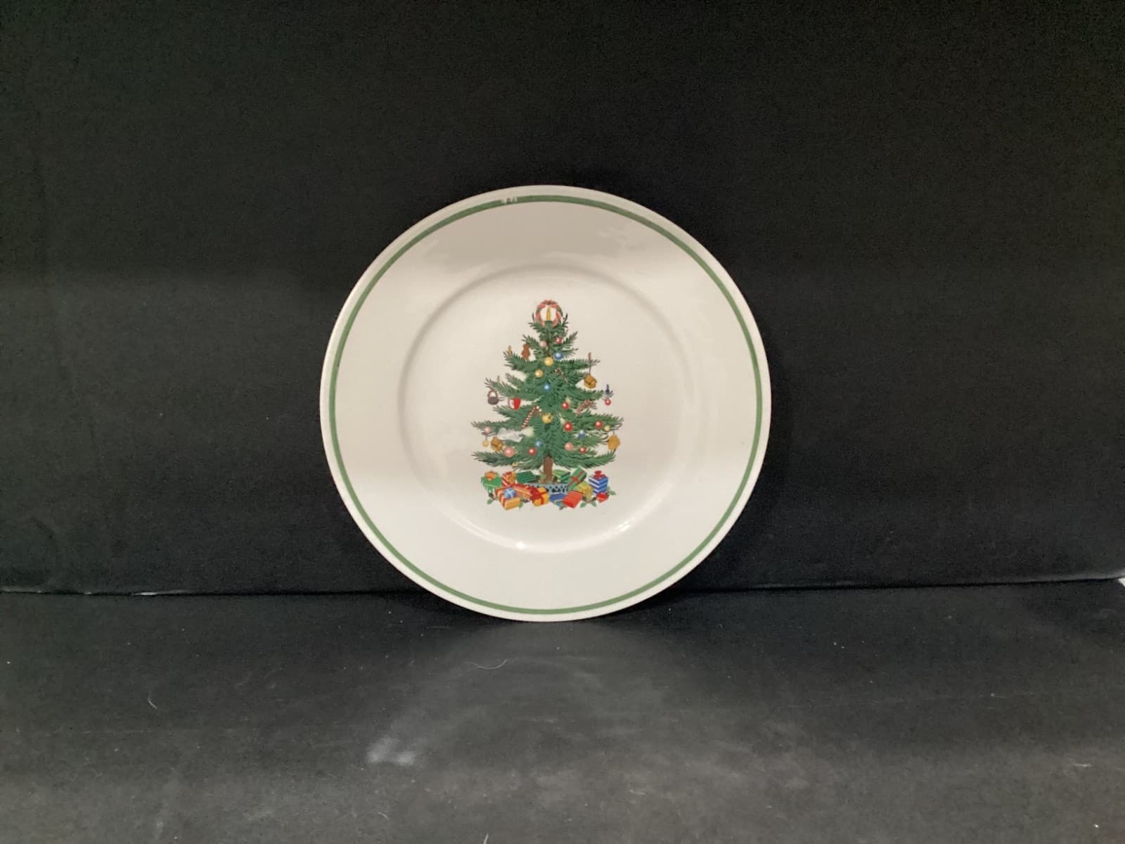Badcock Christmas Tree Dinner Plate Holiday Dinnerware
