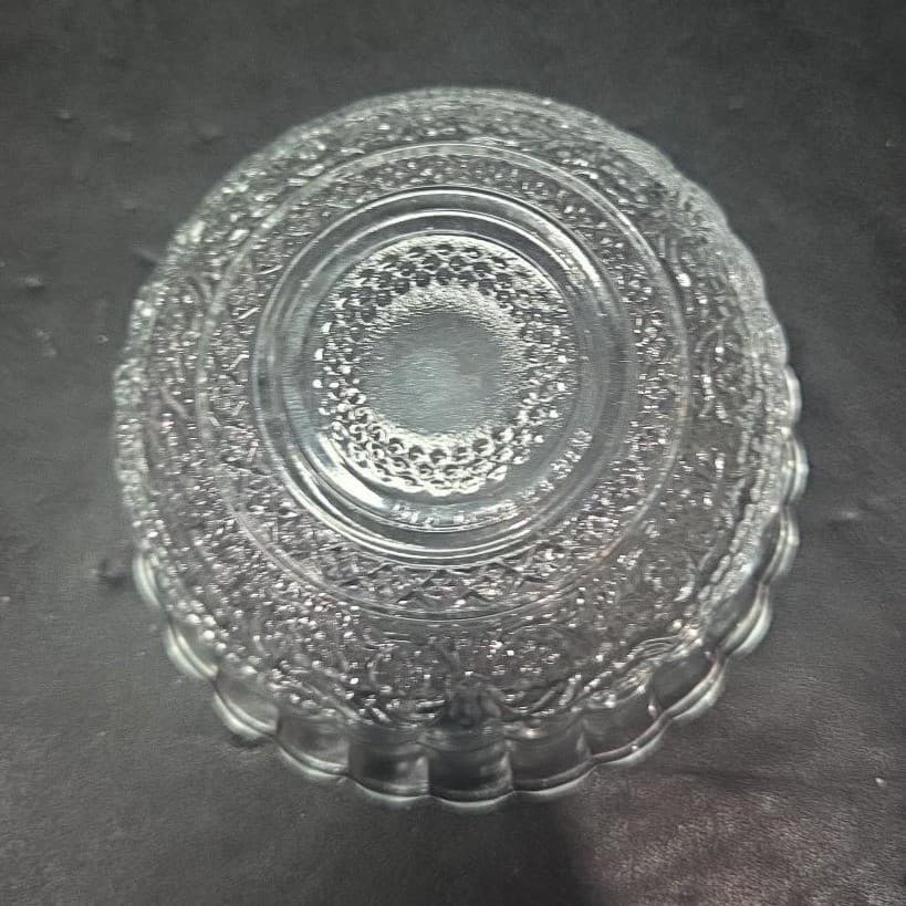 KIG Indonesia Glass Berry Bowl, Vintage Diamonds & Vines Design, Fluted Edges - Thumbnail 4