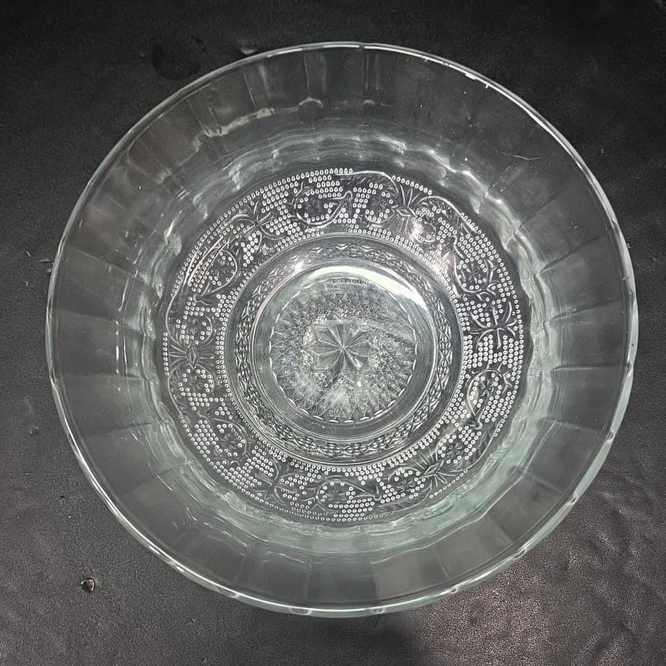 KIG Malaysia Cut Glass Serving Bowl, Diamond Fleur De Lis Design, Centerpiece - Thumbnail 3