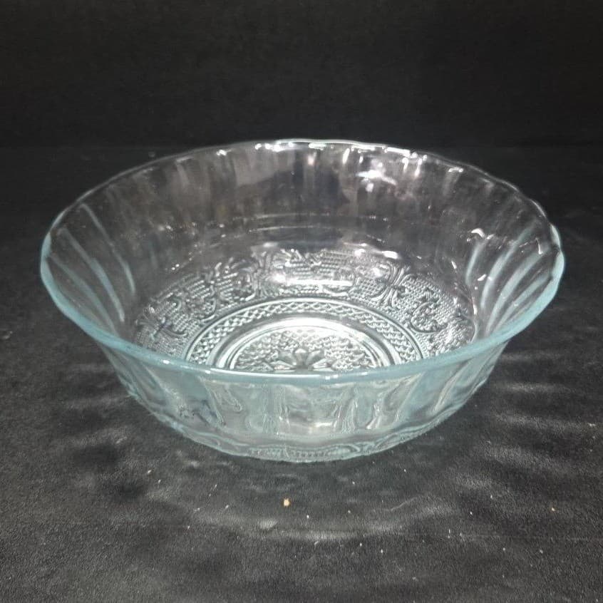 Kig Malaysia Diamond Cut Glass Bowl, Vintage Fleur De Lis Pattern, Centerpiece - Thumbnail 2