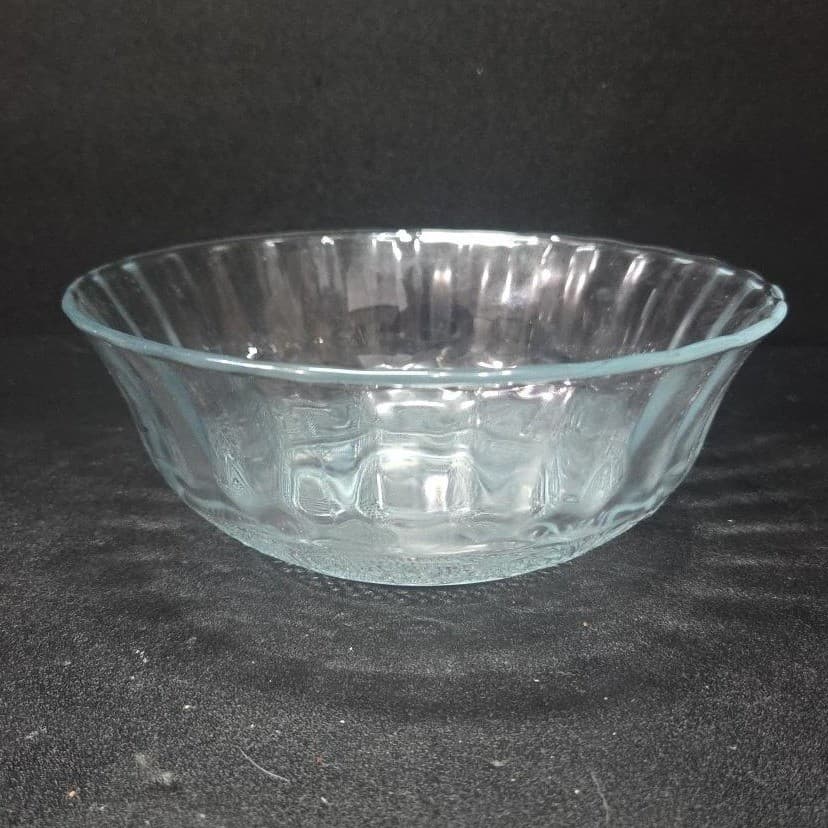 Kig Malaysia Diamond Cut Glass Bowl, Vintage Fleur De Lis Pattern, Centerpiece - Thumbnail 7