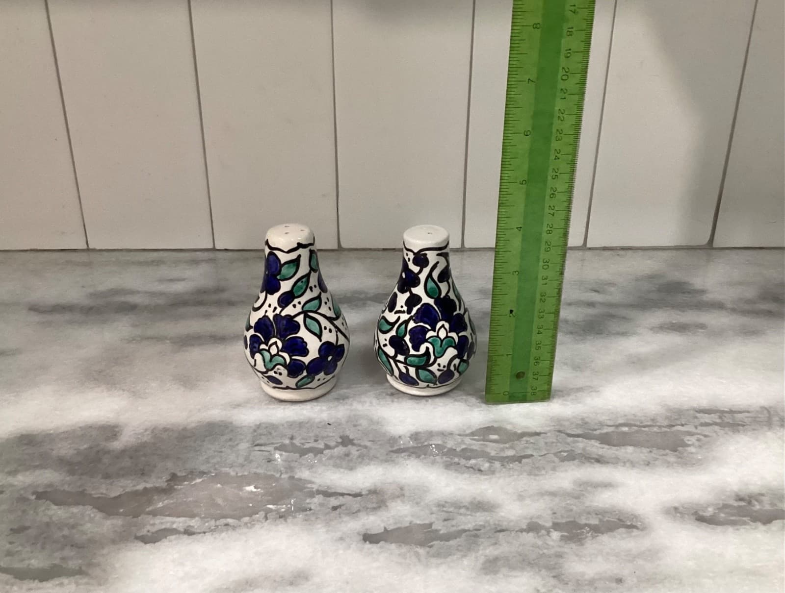 Hand Painted Salt & Pepper Shakers Cobalt Blue & White Floral County Italy - Thumbnail 4