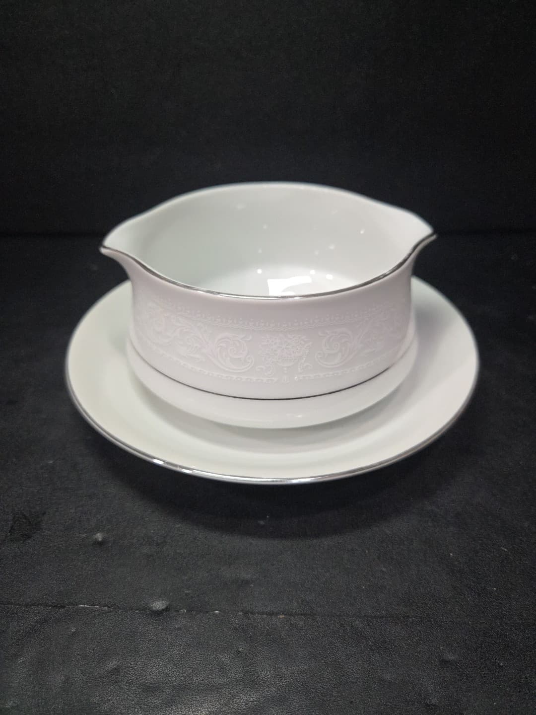 Salem Translucent China Gravy Boat W Underplate Lace Bouquet (Platinum Trim) - Thumbnail 5