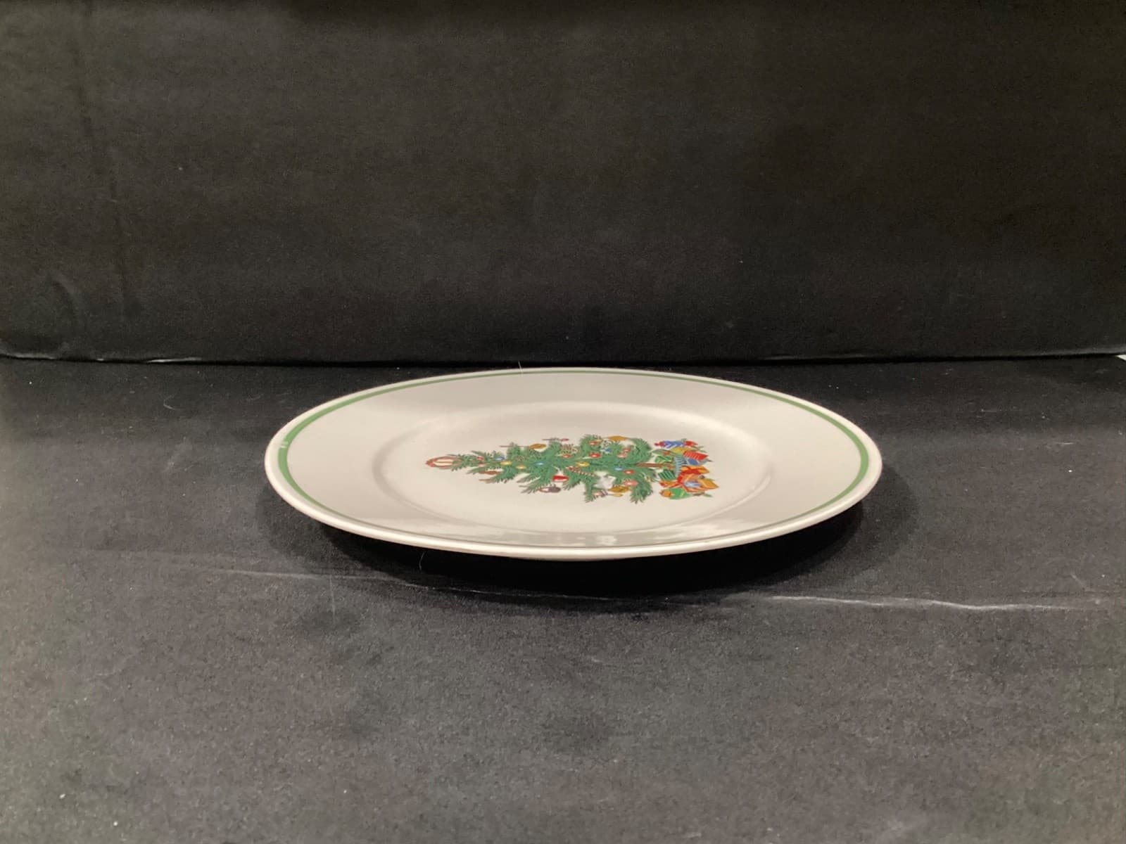 Badcock Christmas Tree Dinner Plate Holiday Dinnerware - Thumbnail 6