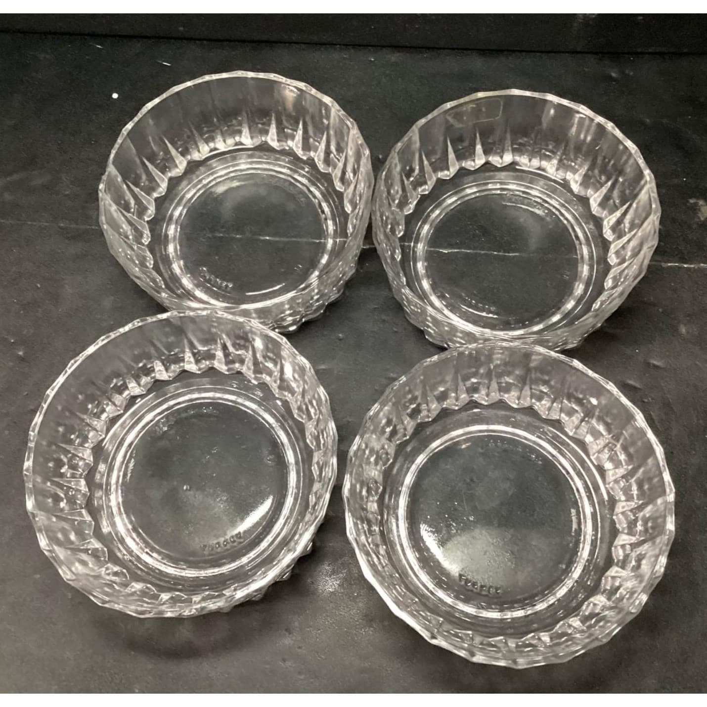 Pasabache Clear Cut Glass Dessert Bowls, Set of 4, Vintage Turkish Dinnerware - Thumbnail 3