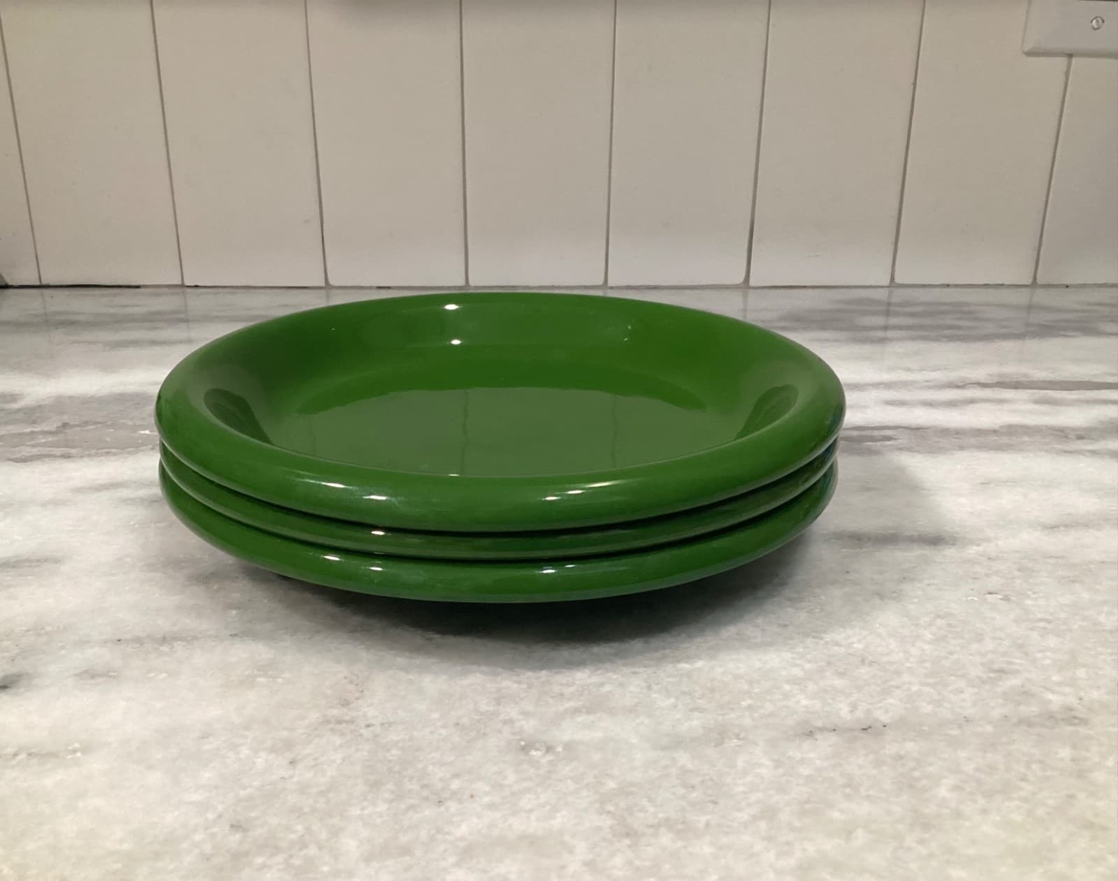 Bitossi 11" Dinner Plates Solid Green Textured Leaf Rim Made In Italy Lot Of 3 - Thumbnail 9