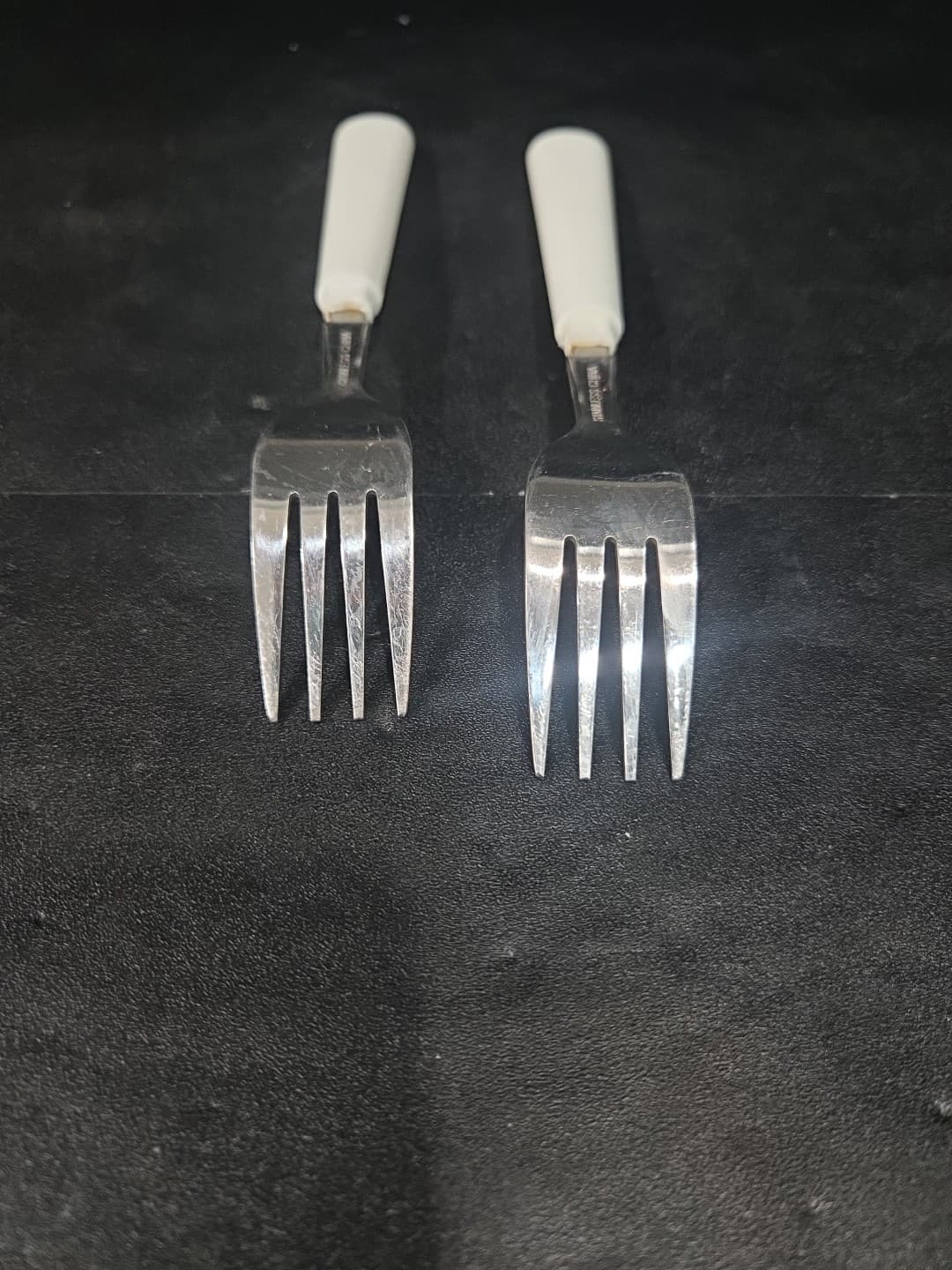 Corelle Plain White Salad Forks, Set Of 2, Vtg Dinner Forks, Collectible Corelle - Thumbnail 4