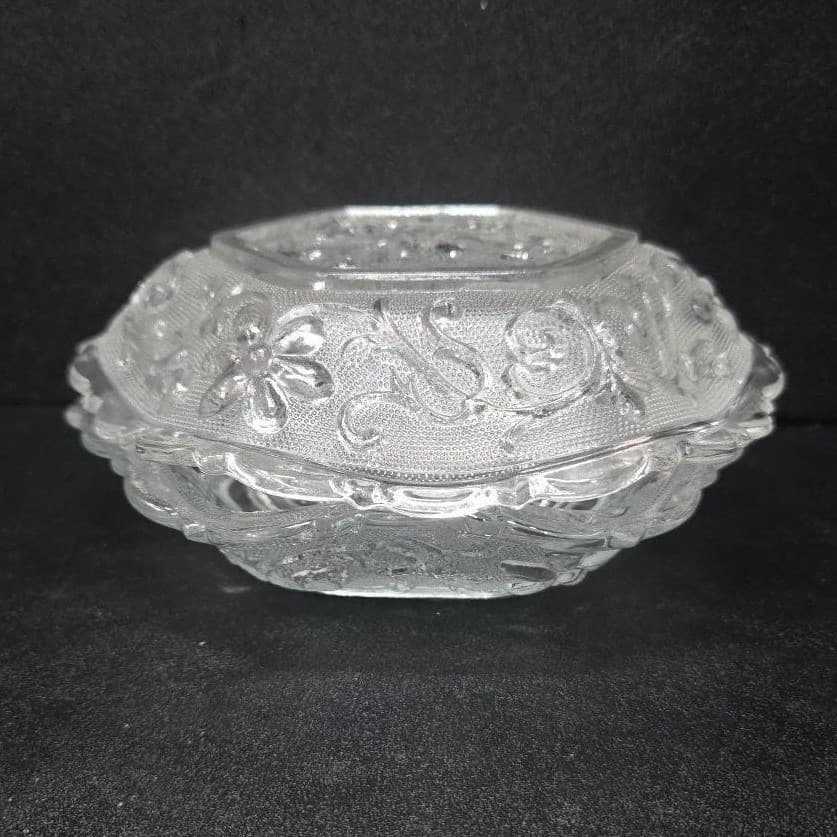 Indiana Glass Tiara Hexagon Bowls, Set of 2, Vintage Daisy Pattern Tableware - Thumbnail 7
