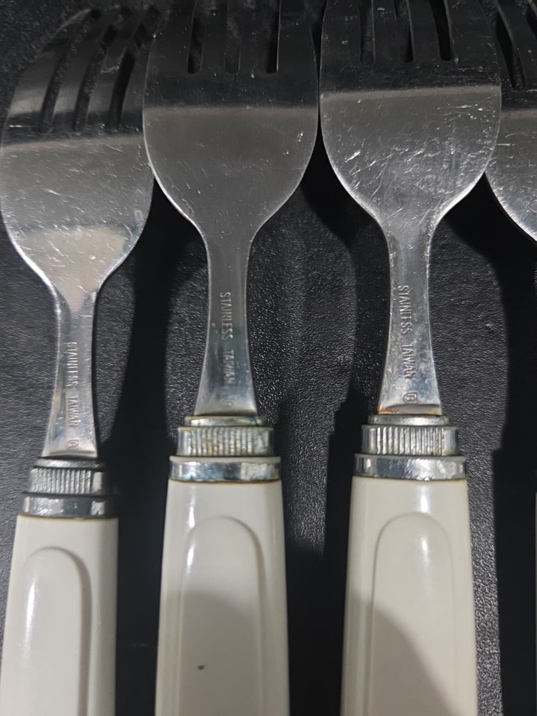 Corelle Shadow Iris Forks, 8 Piece Flatware, Corning Rostfrei, Vintage Utensils - Thumbnail 8